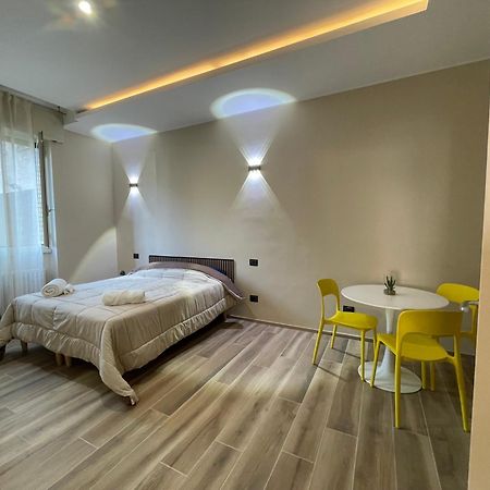 Guest House Design Navigli Милано Екстериор снимка