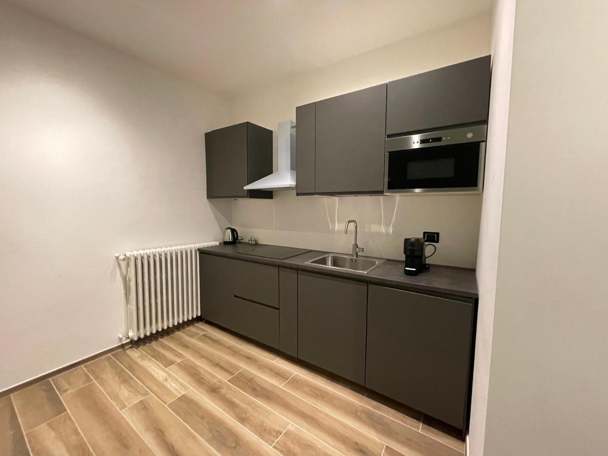 Guest House Design Navigli Милано Екстериор снимка