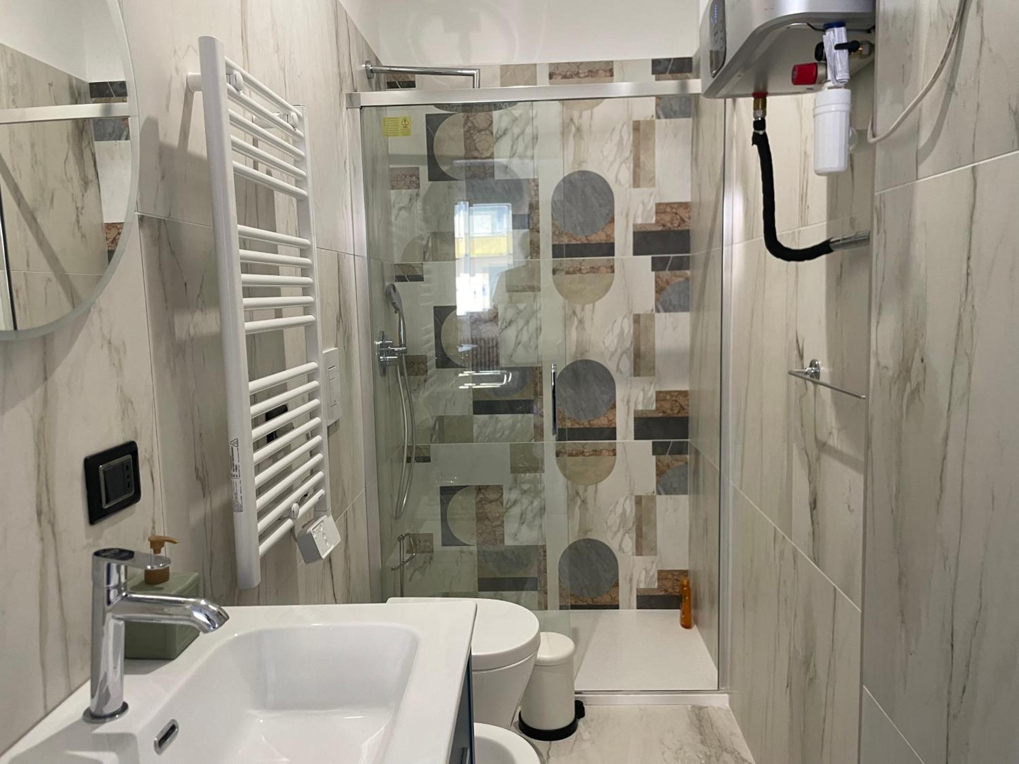 Guest House Design Navigli Милано Екстериор снимка
