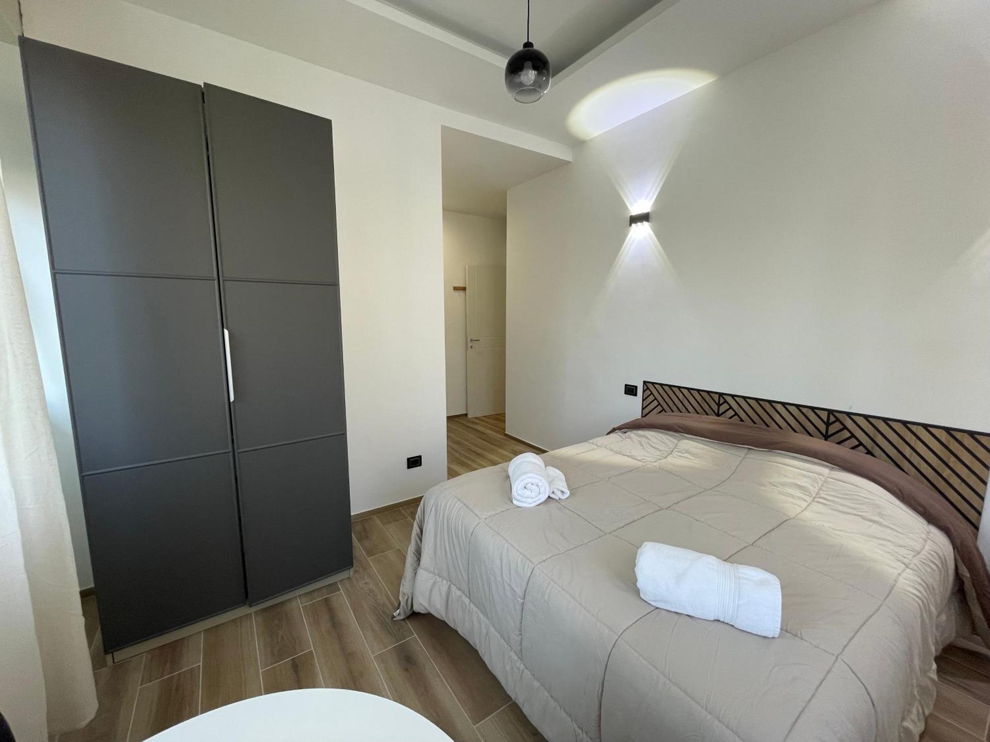 Guest House Design Navigli Милано Екстериор снимка