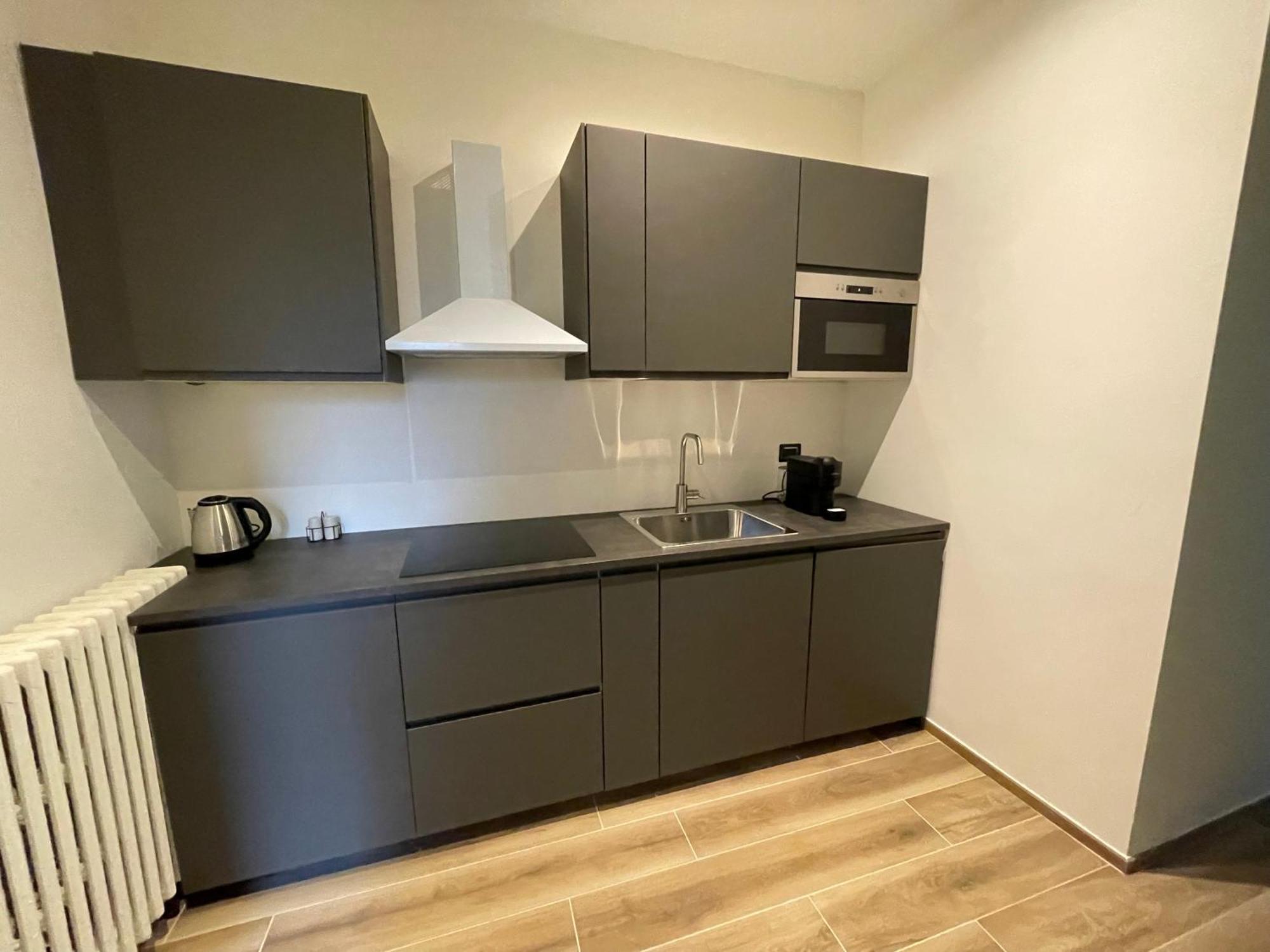 Guest House Design Navigli Милано Екстериор снимка